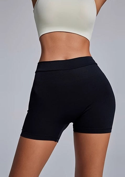 Short - Frenchy - taille en V Marie Louise Paris